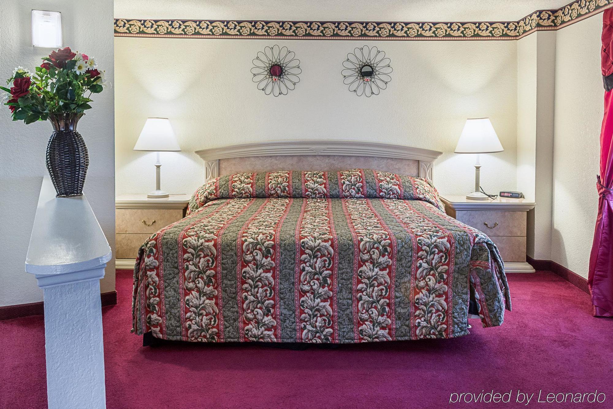 Gateway Inn Templeton Екстериор снимка