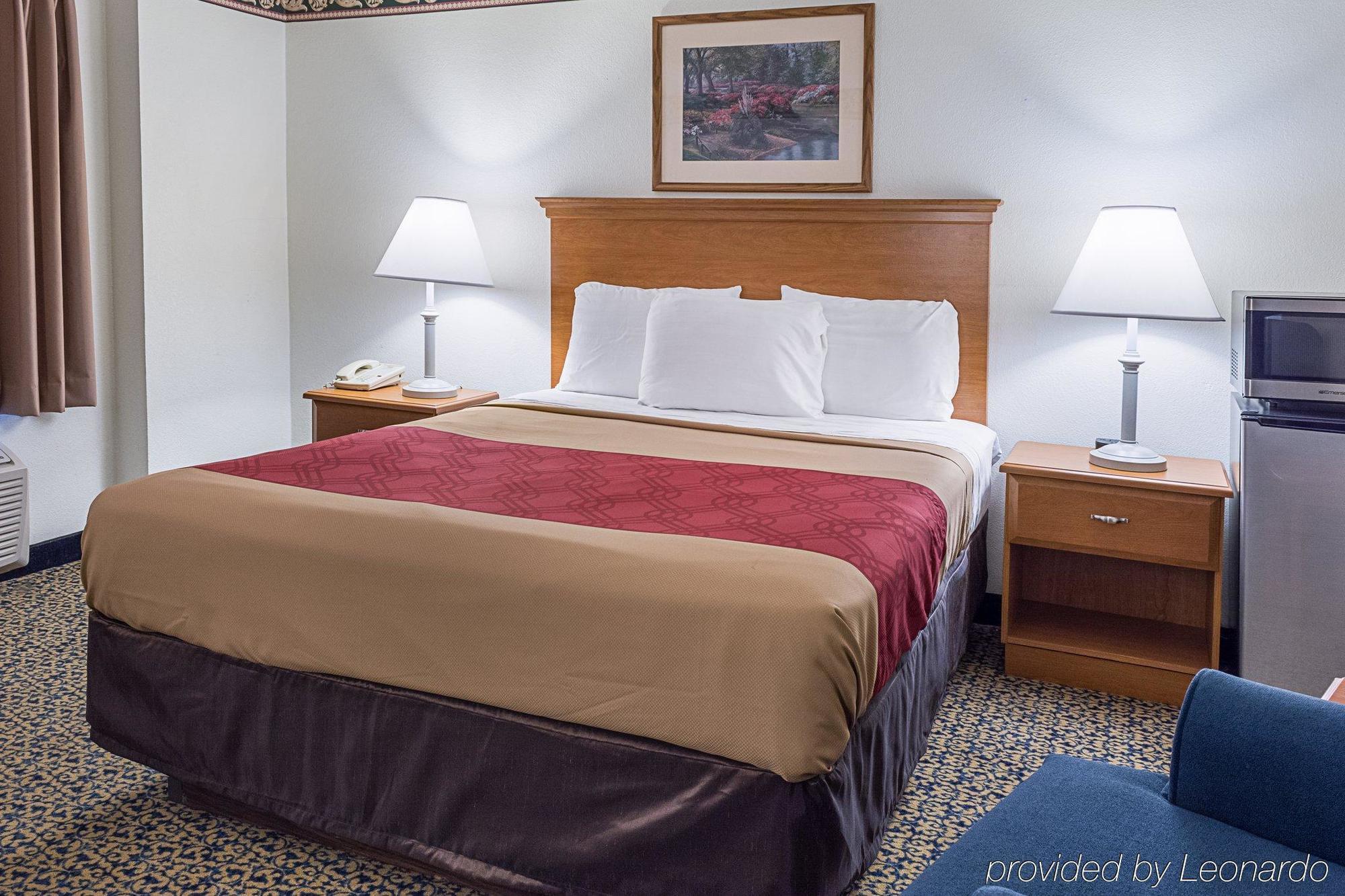Gateway Inn Templeton Екстериор снимка