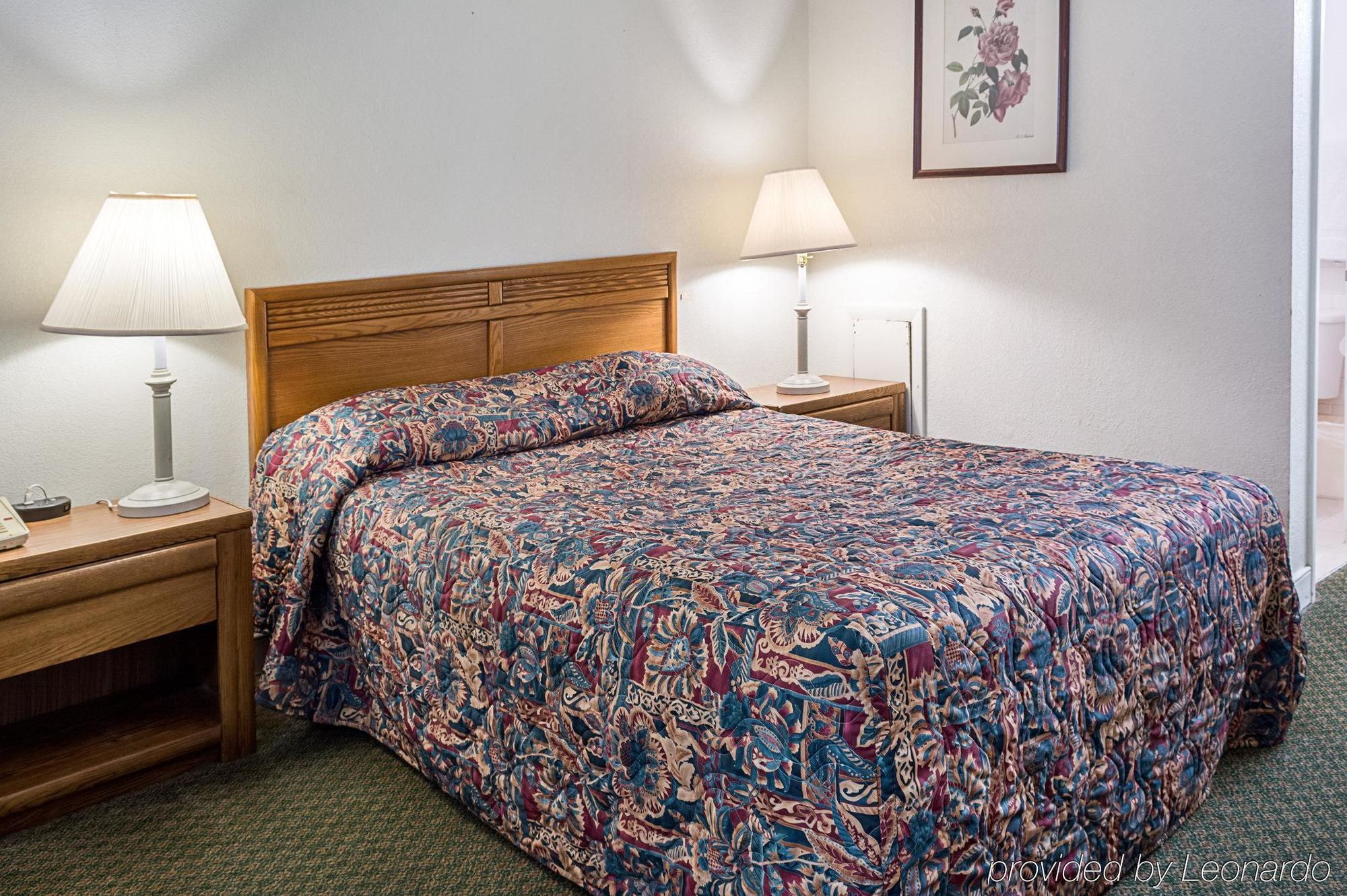 Gateway Inn Templeton Екстериор снимка