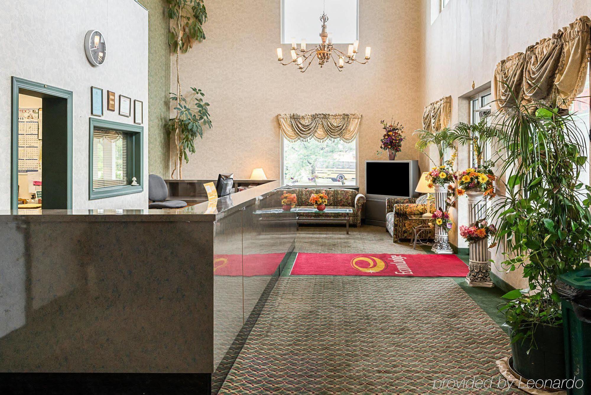 Gateway Inn Templeton Екстериор снимка