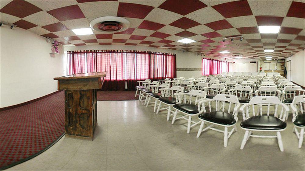 Gateway Inn Templeton Екстериор снимка