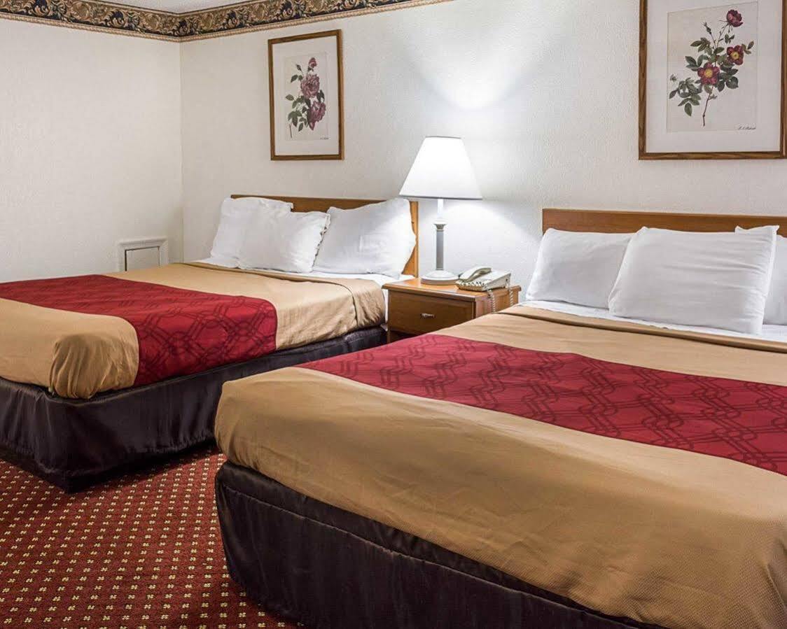 Gateway Inn Templeton Екстериор снимка