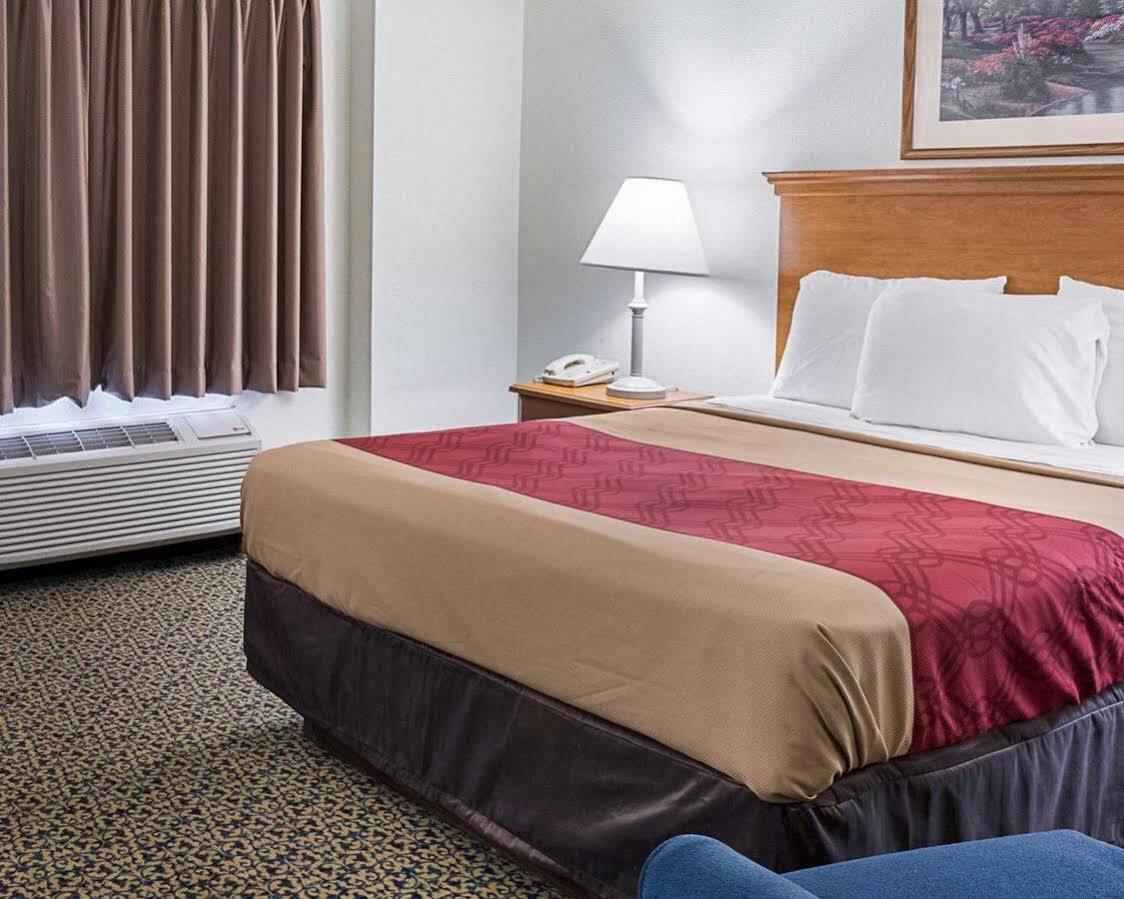 Gateway Inn Templeton Екстериор снимка