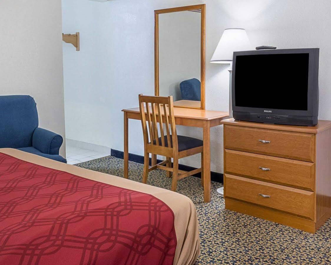 Gateway Inn Templeton Екстериор снимка